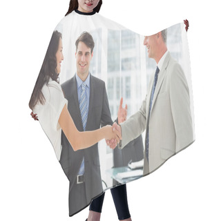 Personality  Businessman Introducing Colleagues Hair Cutting Cape