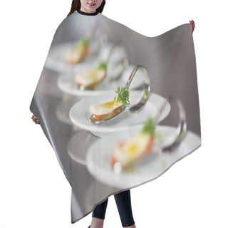 Personality  Appetizer In A Row Hair Cutting Cape