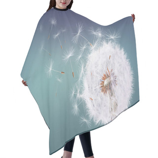 Personality  Dandelion Flying On Green Background Hair Cutting Cape