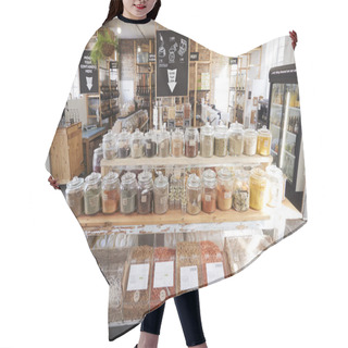 Personality  Display Of Spices In Sustainable Plastic Packaging Free Grocery Store Hair Cutting Cape