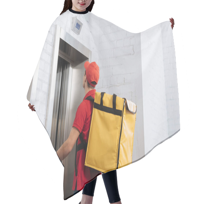 Personality  Side View Of Delivery Man With Thermo Backpack Pressing Elevator Button  Hair Cutting Cape