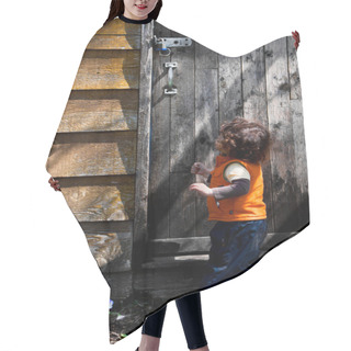 Personality  Little Girl Looking At A Locked Door Hair Cutting Cape
