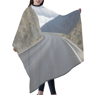 Personality  Winding Road Background  Hair Cutting Cape