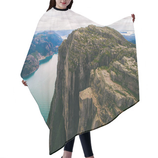 Personality  Beautiful Norway Mountains Hair Cutting Cape