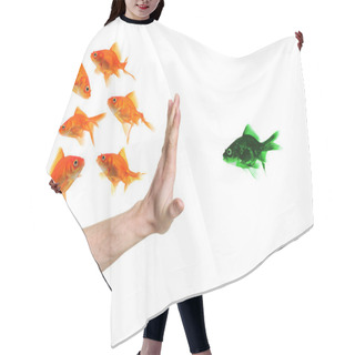 Personality  Hand Discriminating Green Goldfish Hair Cutting Cape