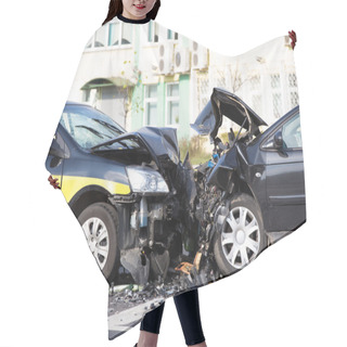 Personality  Cars Accident Hair Cutting Cape