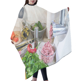 Personality  Fresh Food For Cooking Hair Cutting Cape