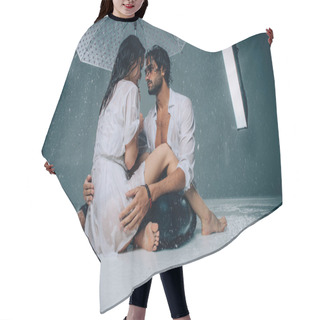 Personality  Couple Under The Rain Hair Cutting Cape