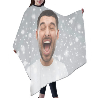 Personality  Crazy Shouting Man In T-shirt Over Snow Background Hair Cutting Cape