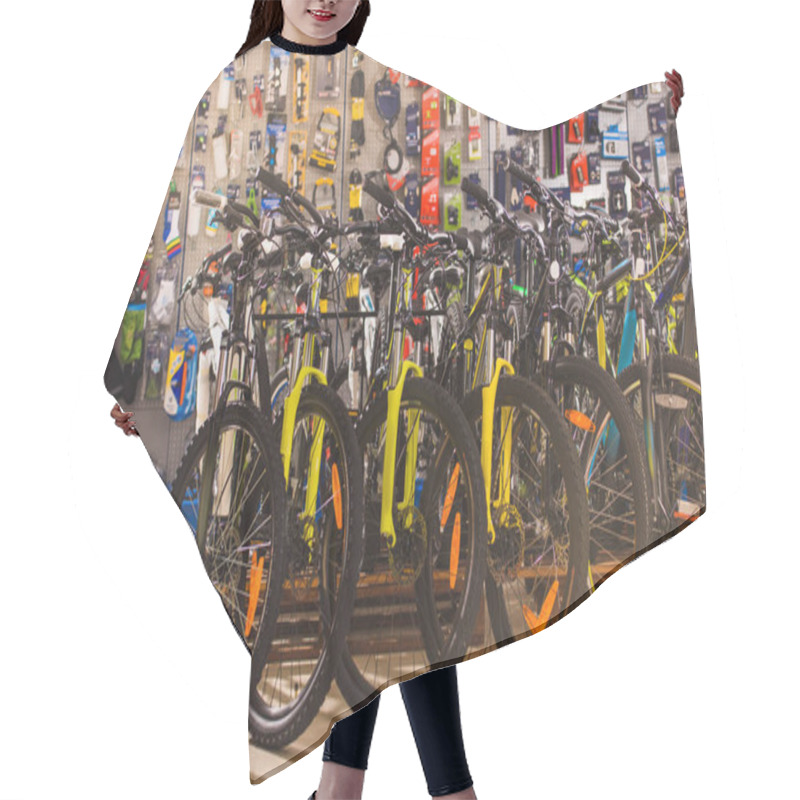 Personality  New Modern Bicycles Selling In Bike Shop Hair Cutting Cape