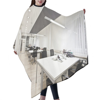 Personality  Modern Office Hair Cutting Cape