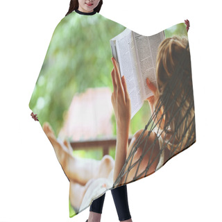 Personality  Woman Hair Cutting Cape