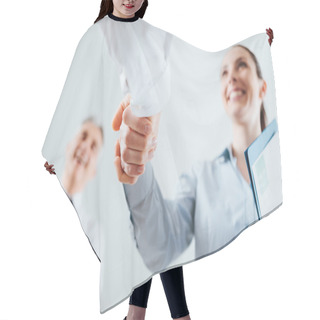 Personality  Business People Shaking Hands Hair Cutting Cape