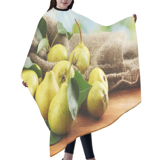 Personality  Juicy Flavorful Pears Of Nature Background Hair Cutting Cape