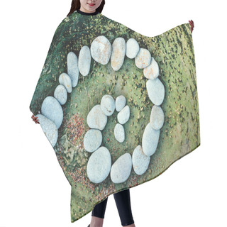 Personality  Spiral Of Pebbles Hair Cutting Cape