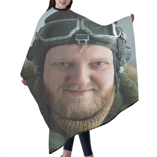Personality  Young Polar Pilot Hair Cutting Cape