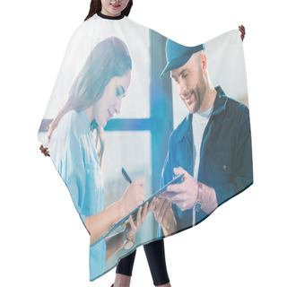 Personality  Delivery Man And Woman Looking At Cargo Declaration  Hair Cutting Cape