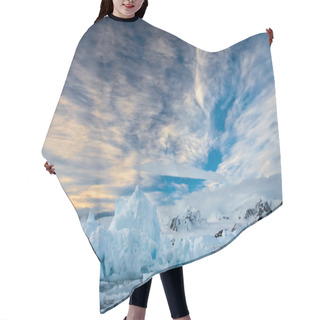 Personality  Beautiful Snow-capped Mountains Hair Cutting Cape