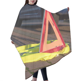 Personality  Red Triangle Warning Sign And Yellow Safety Vest Hair Cutting Cape