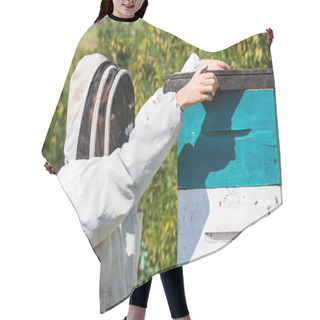 Personality  Beekeeper With Fume Board Hair Cutting Cape