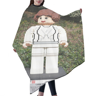 Personality  CARLSBAD, US, FEB 6: Star Wars Princess Leia Organa Minifigure M Hair Cutting Cape
