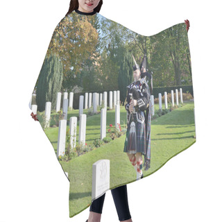 Personality  Commemoration Ceremony At Ramparts Cemetery On Armistice Day Hair Cutting Cape