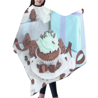 Personality  Tasty Cupcake With Gifts Close Up Hair Cutting Cape