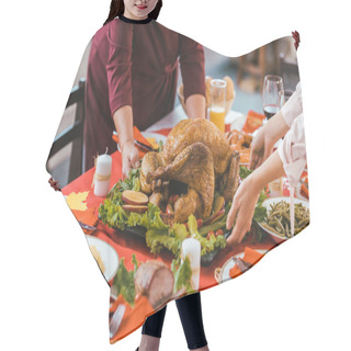 Personality  Cropped Shot Of Women Serving Tray Wih Turkey On Thanksgiving Table Hair Cutting Cape
