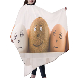 Personality  Set Of Eggs And Kiwi Hair Cutting Cape