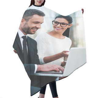 Personality  Confident Business People Hair Cutting Cape