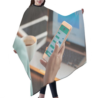 Personality  Business Woman Texting With Friend Hair Cutting Cape