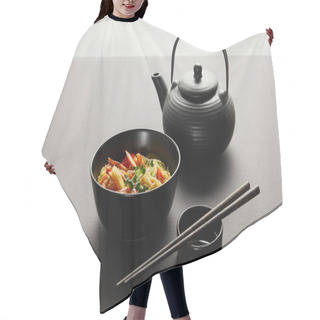 Personality  Noodles With Shrimps And Vegetables In Bowl Near Lemon, Teapot, Wooden Chopsticks And Soy Sauce On Black Background Isolated On Grey Hair Cutting Cape