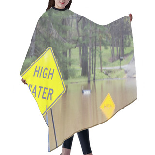 Personality  High Water Hair Cutting Cape