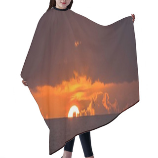 Personality  Radiant Sunset Glow: Mesmerizing 4K Ultra HD View Of The Sun Setting Over The Horizon Hair Cutting Cape