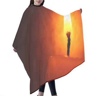 Personality  Candle Hair Cutting Cape