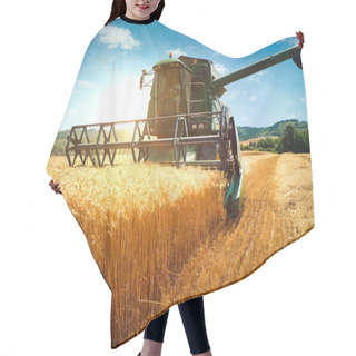 Personality  Harvester Machine To Harvest Wheat Field Working Hair Cutting Cape