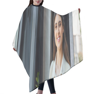 Personality  A Businesswoman In A Modern Office Is Standing In Front Of A Window, Smiling Brightly. Hair Cutting Cape