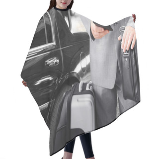 Personality  Traveling Businessman Calling By Phone Hair Cutting Cape