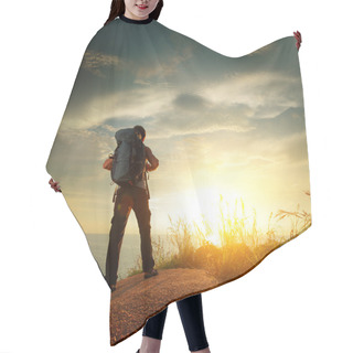 Personality  Hiker Hair Cutting Cape