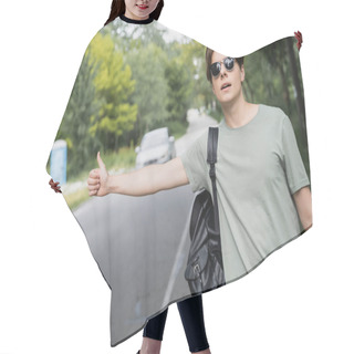Personality  Young Hitchhiker In Sunglasses Stopping Car On Countryside Road Hair Cutting Cape