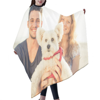 Personality  Smiling Couple With Dog Portrait On The Beach Hair Cutting Cape