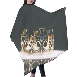 Personality  Retro Golden Crown With Gemstones On Black Hair Cutting Cape