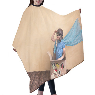 Personality  Child Playing In Cardboard Box Hair Cutting Cape