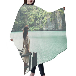 Personality  Traveler Hair Cutting Cape
