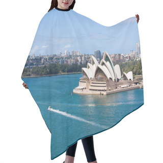 Personality  Sydney Opera House Hair Cutting Cape