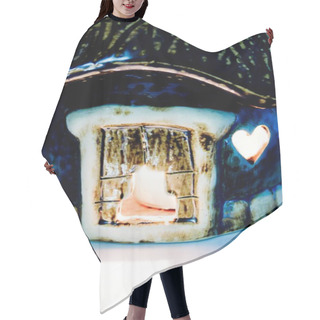 Personality  Candle In The Ceramic House Hair Cutting Cape