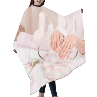 Personality  Spa Treatment For Female Hands Hair Cutting Cape