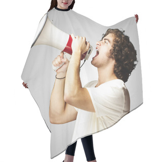 Personality  Man With Megaphone Hair Cutting Cape