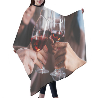 Personality  Friends Drinking Red Wine Hair Cutting Cape