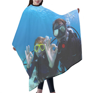 Personality  Divers Hair Cutting Cape